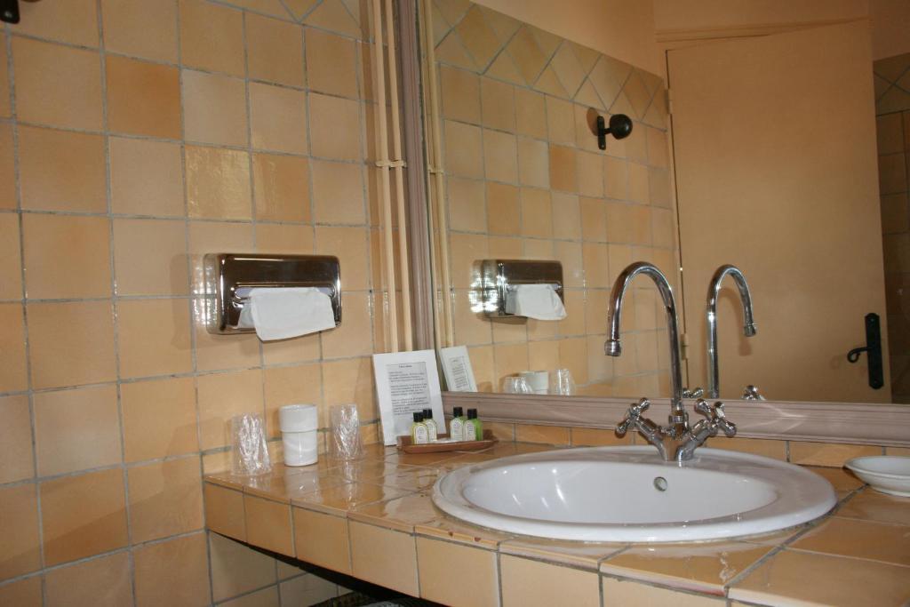 Auberge Des Glycines Porquerolles Camera foto