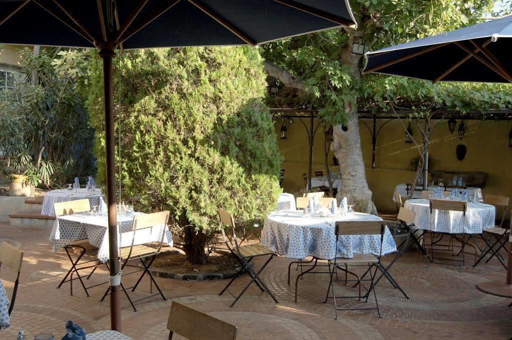 Auberge Des Glycines Porquerolles Esterno foto