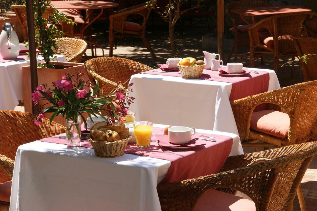 Auberge Des Glycines Porquerolles Esterno foto